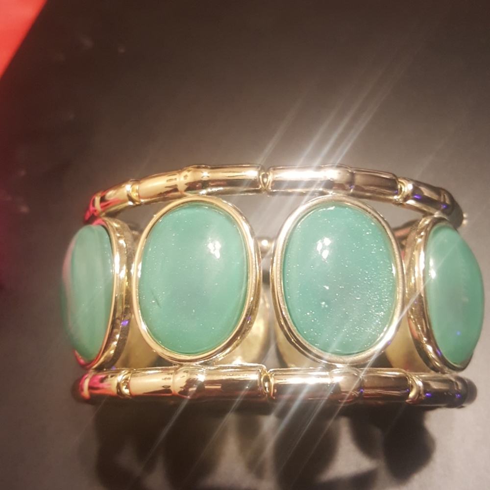 Costume  bracelet